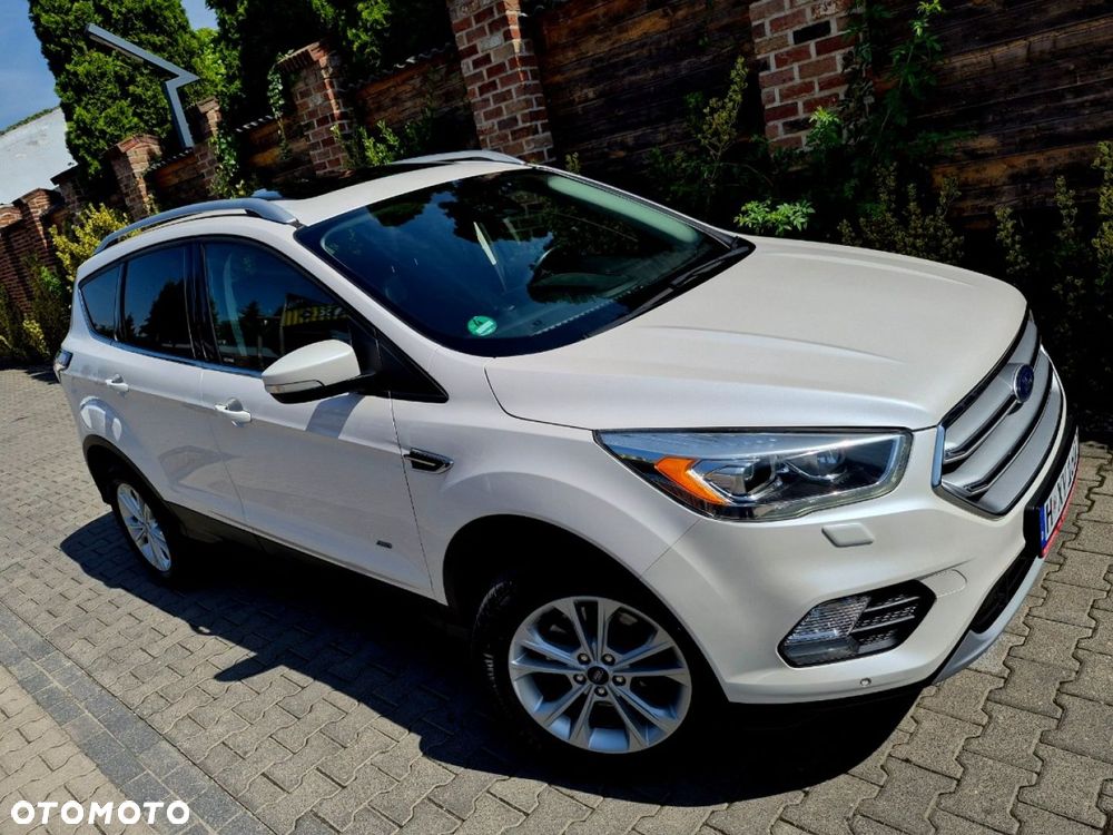 Ford Kuga - 34