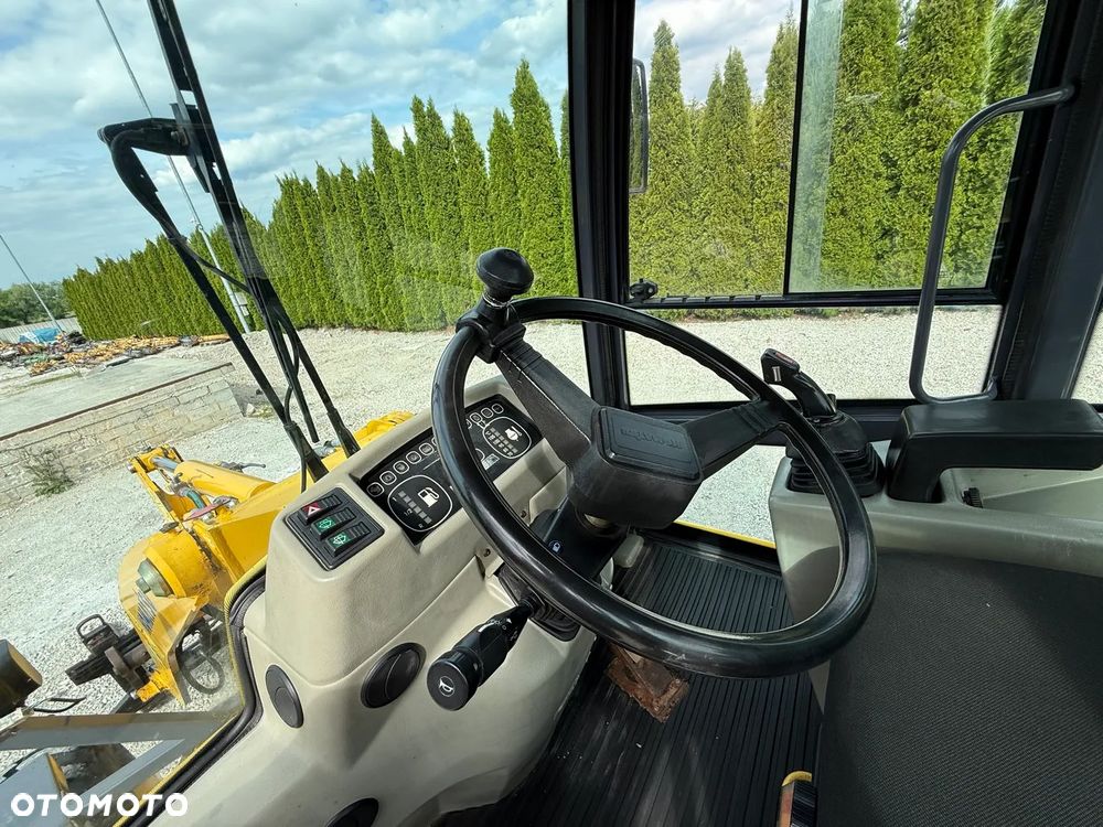 Komatsu Komatsu WA 65 - 3 / PIĘKNA / ZADBANA / CENA BRUTTO / SPROWADZONA Z NIEMIEC / ORYGINAŁ / MAŁE GABARYTY / SILNA I ZWINNA / 60 70 M 506 509 L30 L35 906 907 320 318 750 850 - 28