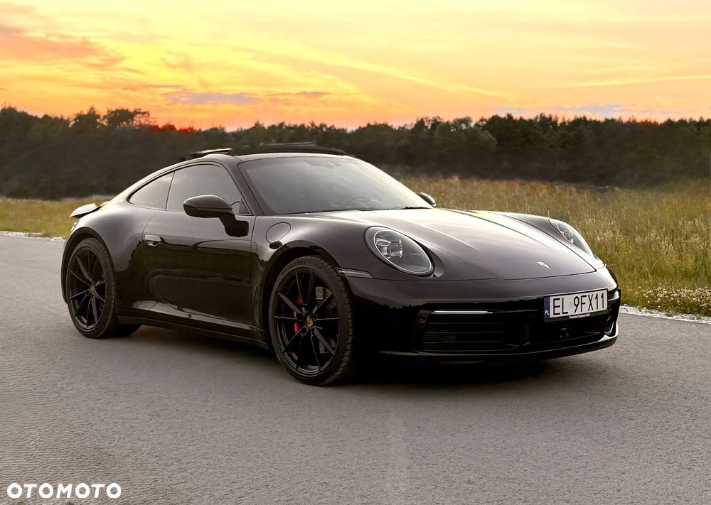 Porsche 911 Carrera 4S - 3