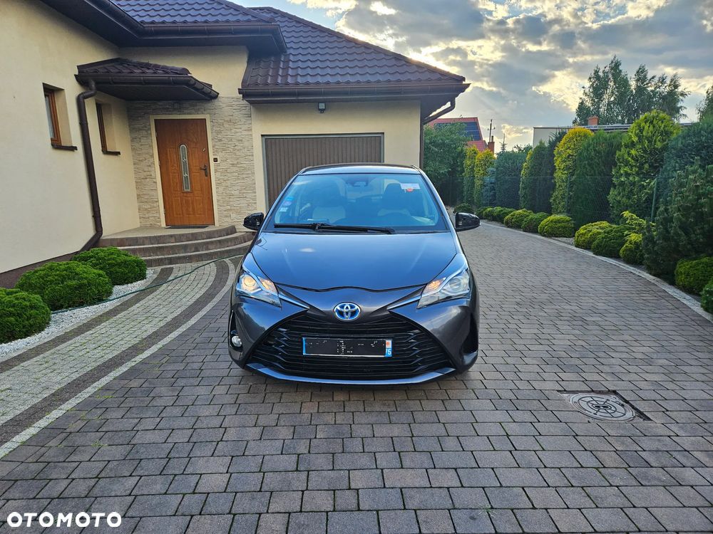 Toyota Yaris Hybrid 100 Active EU6 - 2