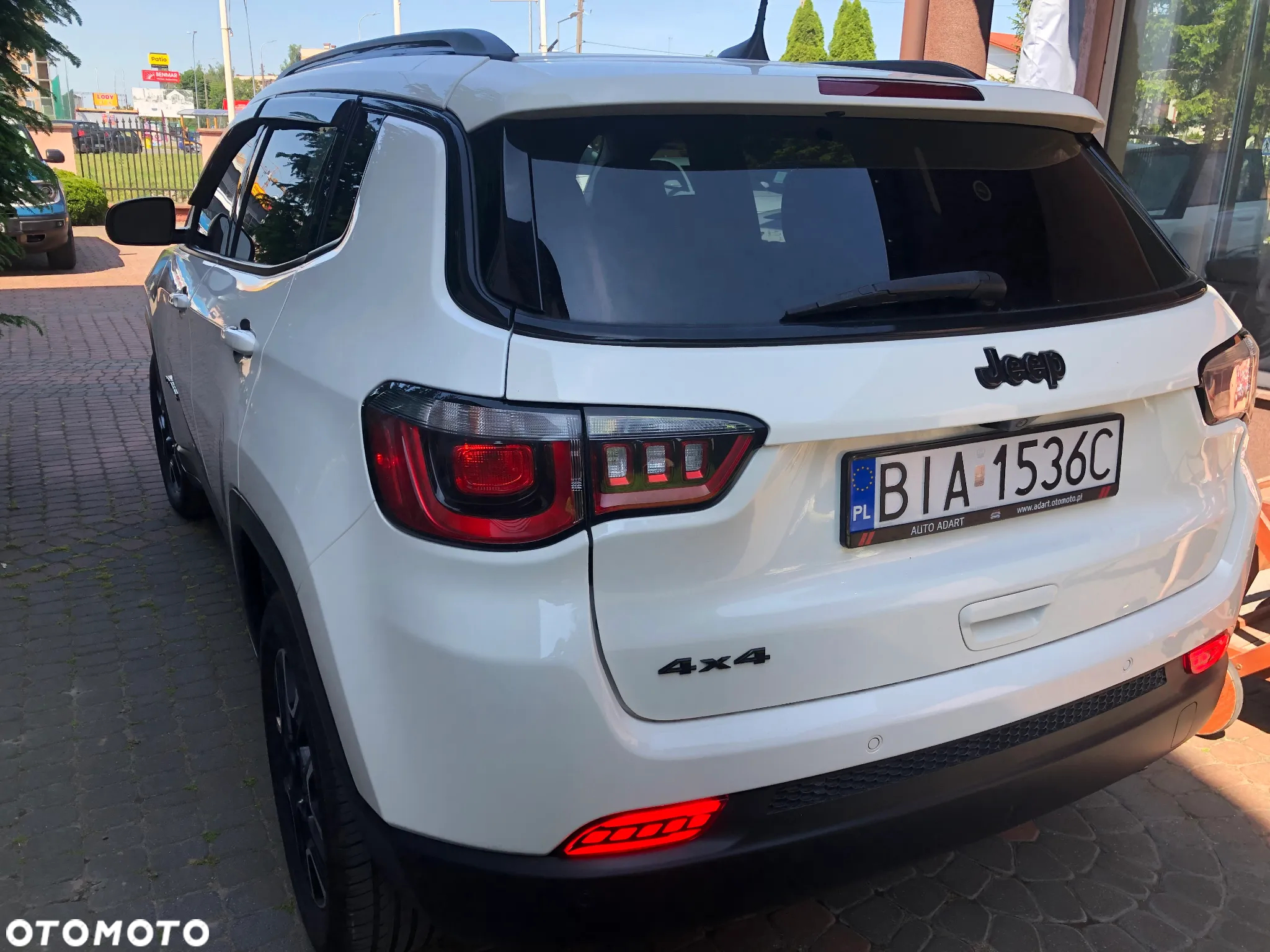 Jeep Compass - 11