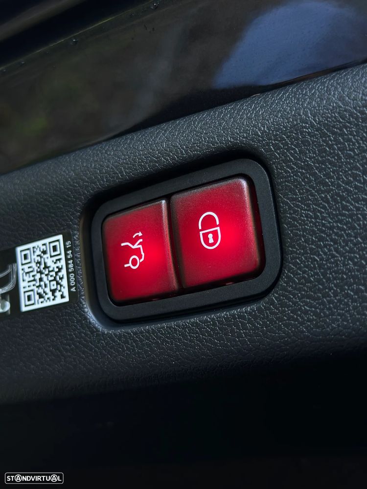 Mercedes-Benz E 300 e Station - 8