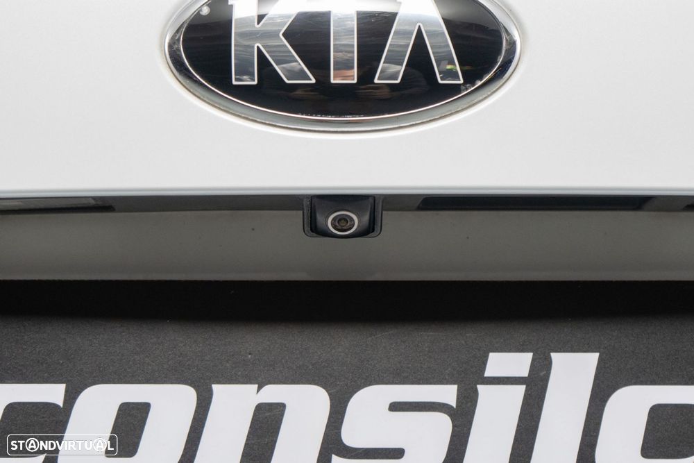 Kia Ceed SW 1.6 CRDi GT Line - 18