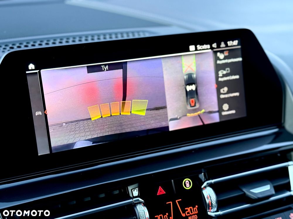 BMW Seria 8 - 37