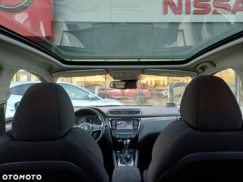Nissan Qashqai 1.2 DIG-T N-Connecta Xtronic - 11