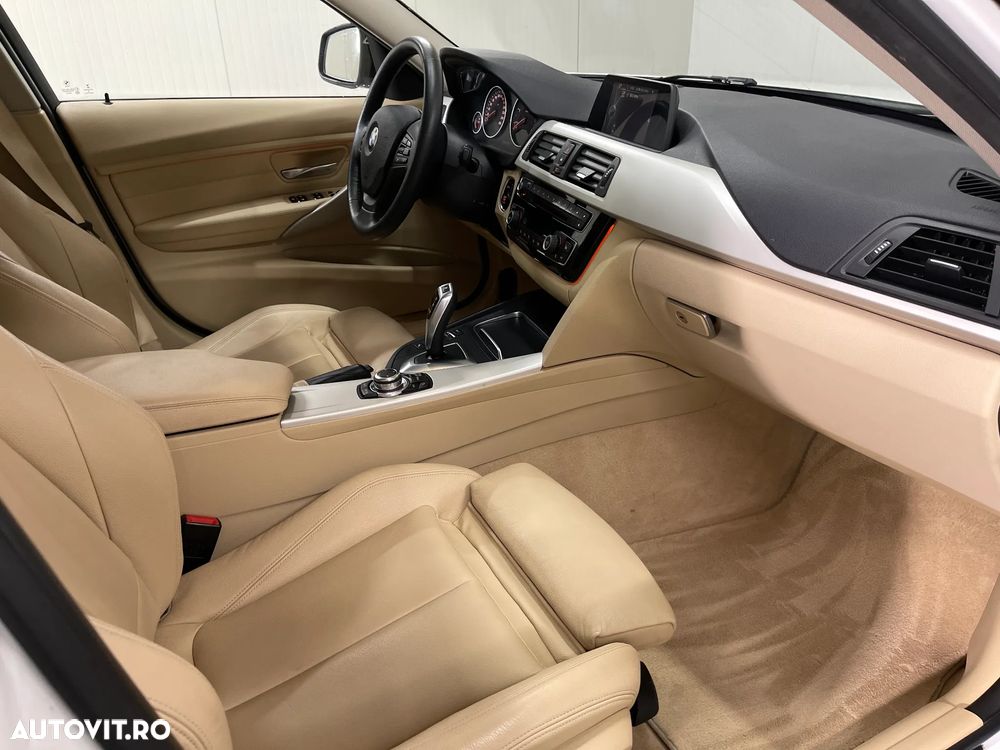 BMW Seria 3 320d Aut. Advantage - 11