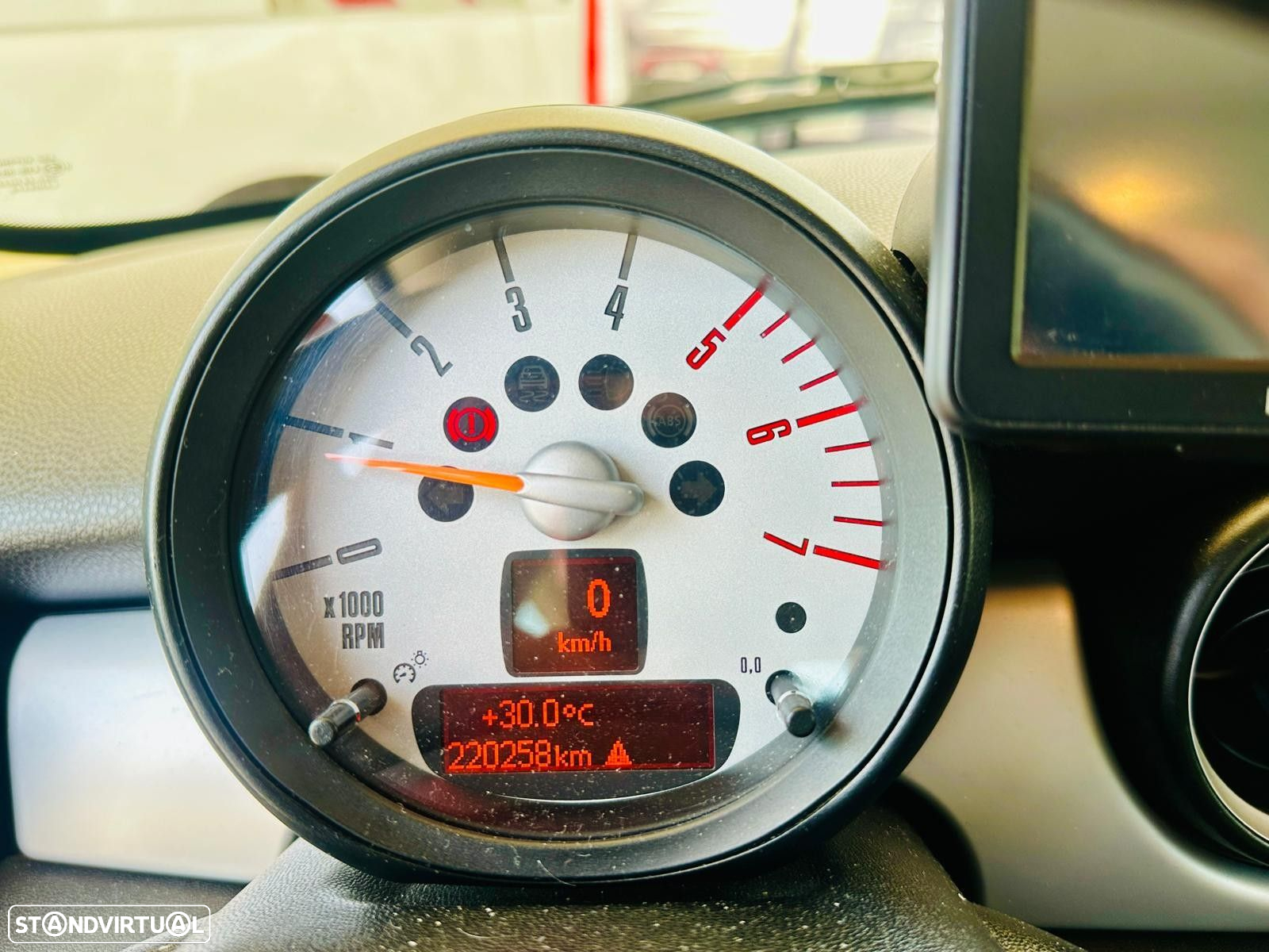 MINI 3 Portas Cooper D - 14