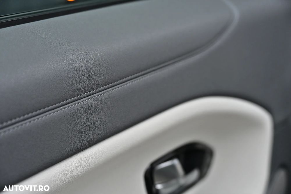 Land Rover Range Rover Evoque 2.0 D150 R-Dynamic - 19