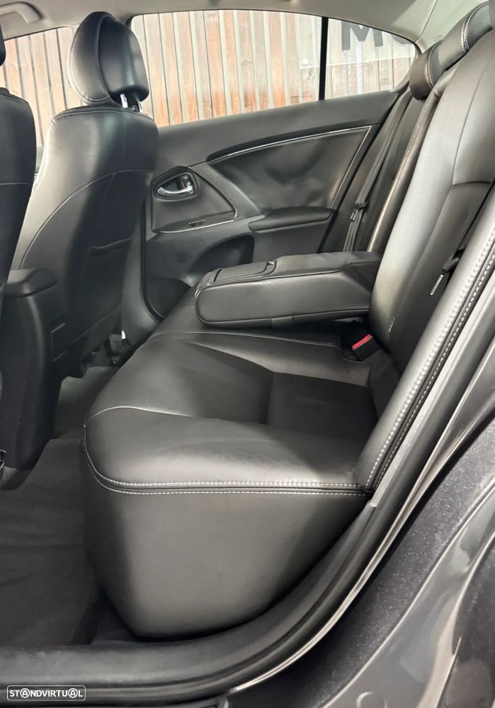 Toyota Avensis SD 2.0 D-4D Exclusive +Pele+GPS - 7