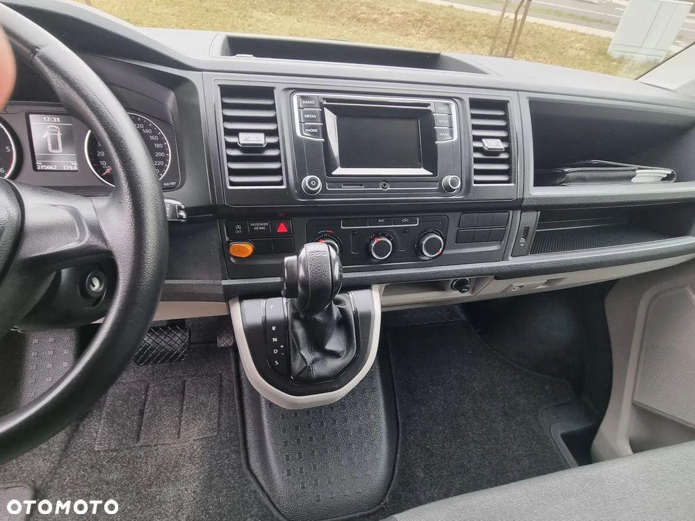 Volkswagen Transporter - 15