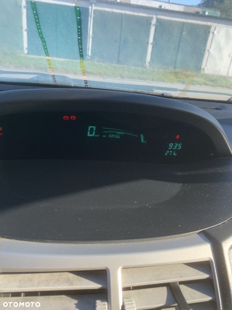 Toyota Yaris - 6