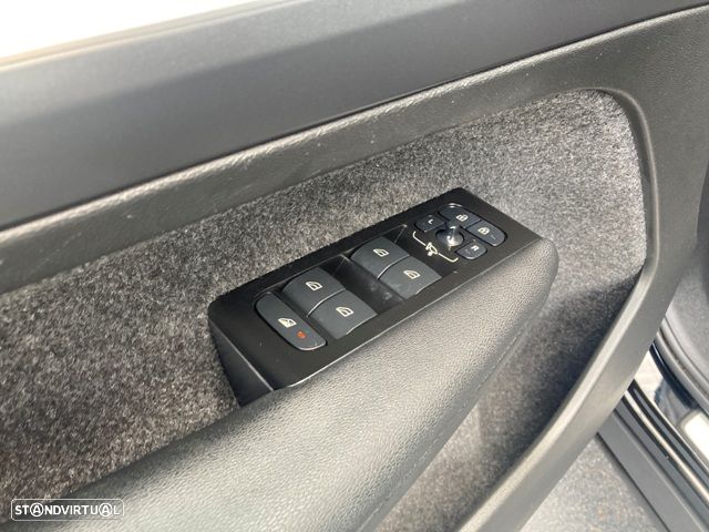 Volvo XC 40 T5 Recharge DKG Inscription - 28
