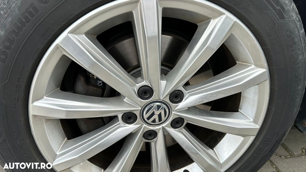 Volkswagen Passat 2.0 TDI DSG Comfortline - 17