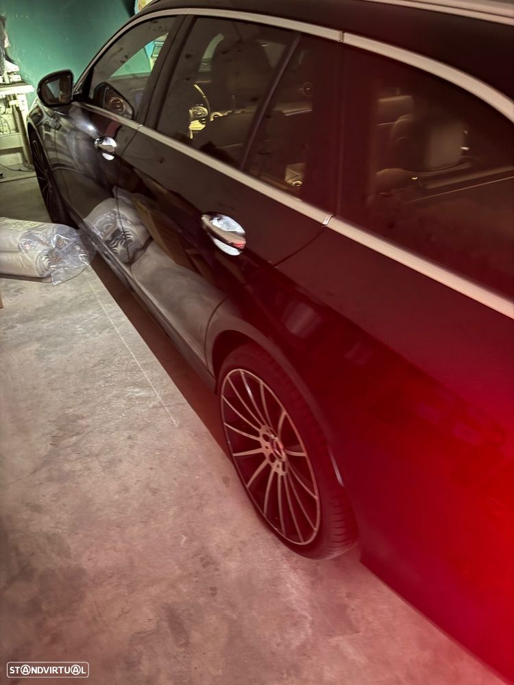 Mercedes-Benz E 300 de T 9G-TRONIC AMG Line - 11