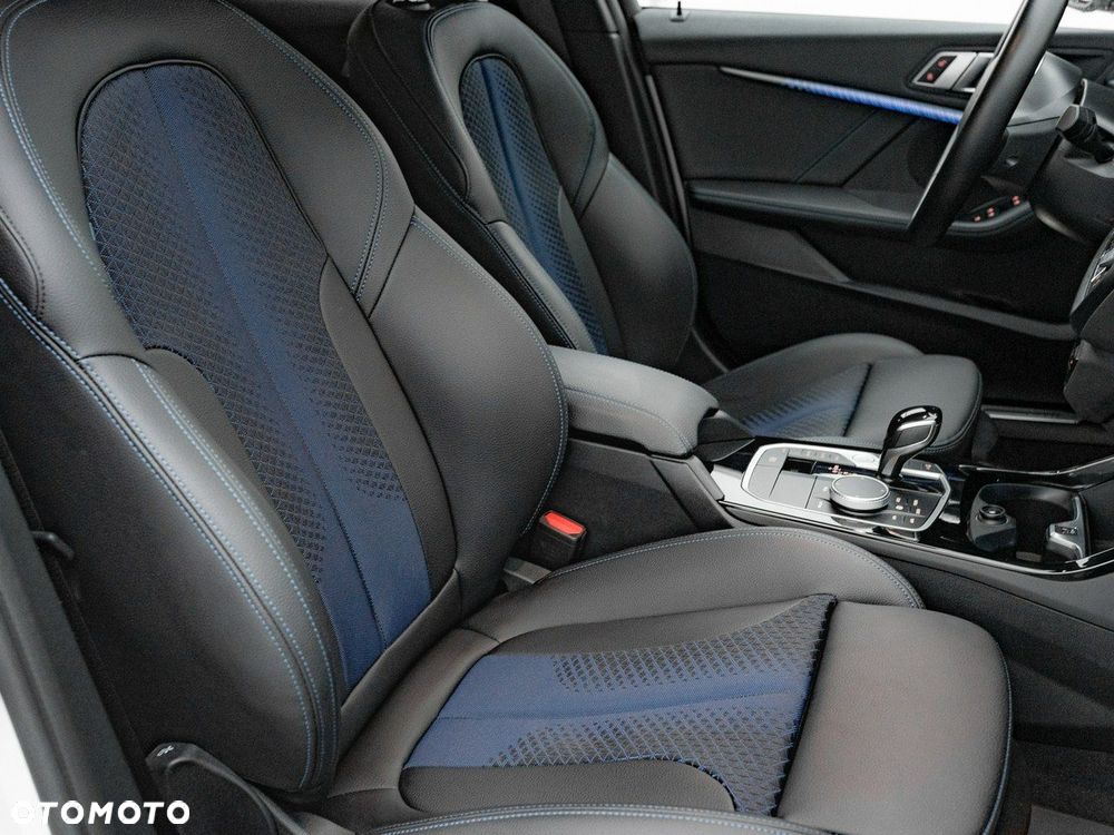 BMW Seria 1 118i M Sport - 31