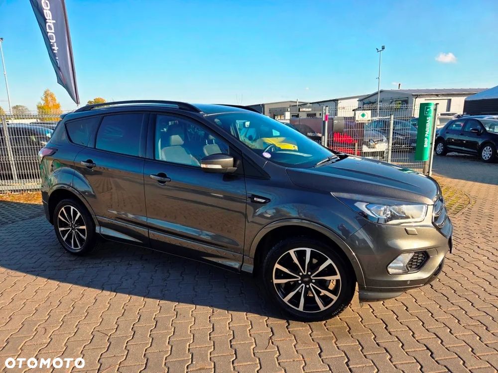 Ford Kuga 1.5 EcoBoost 2x4 ST-Line - 5