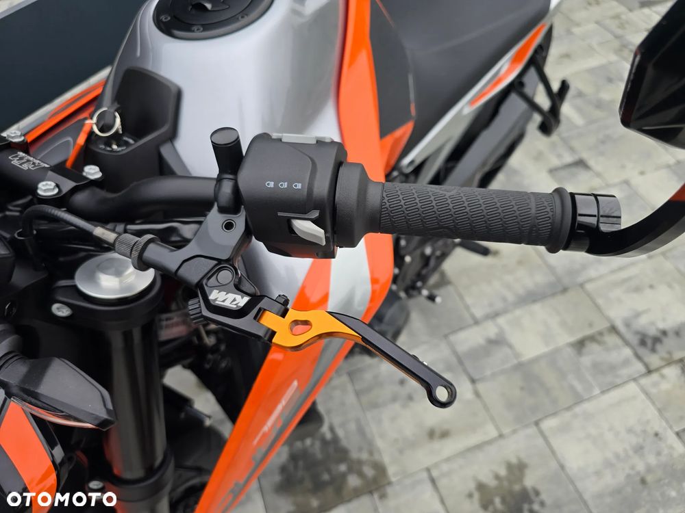 KTM Duke 790 - 28