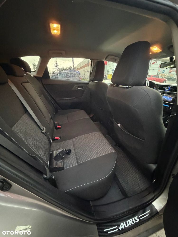 Toyota Auris 1.6 Premium Comfort - 12