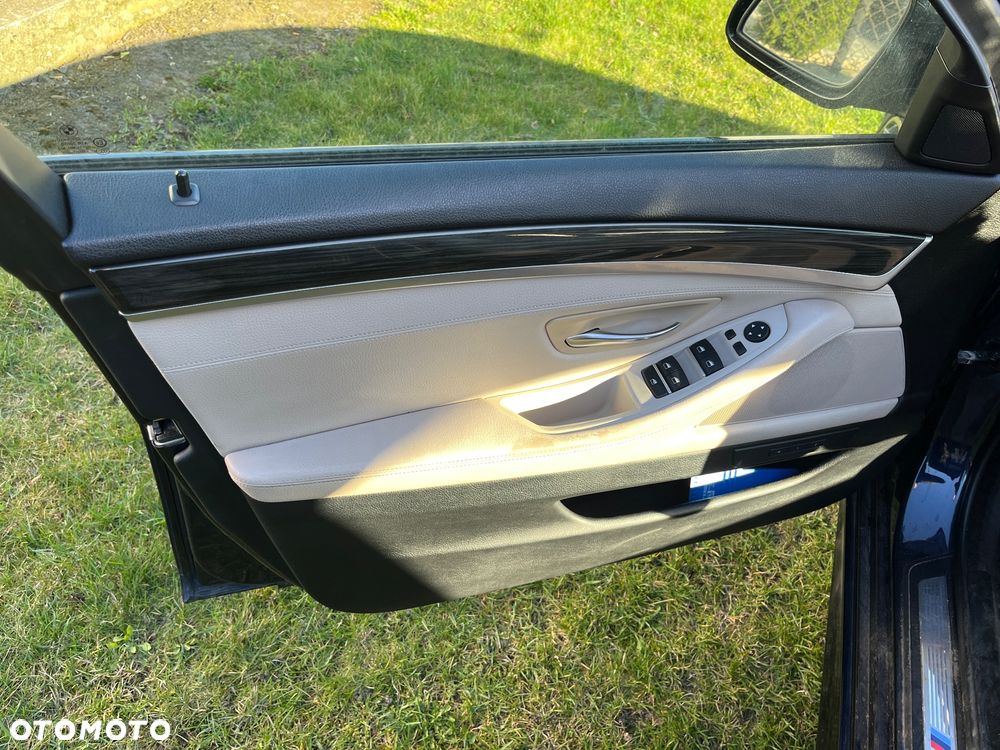 BMW Seria 5 535i - 8