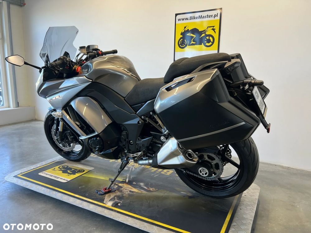 Kawasaki Z - 6
