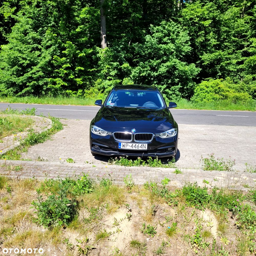 BMW Seria 3 320d - 12