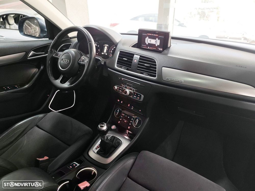 Audi Q3 2.0 TDI quattro Design S tronic — fotografia 19