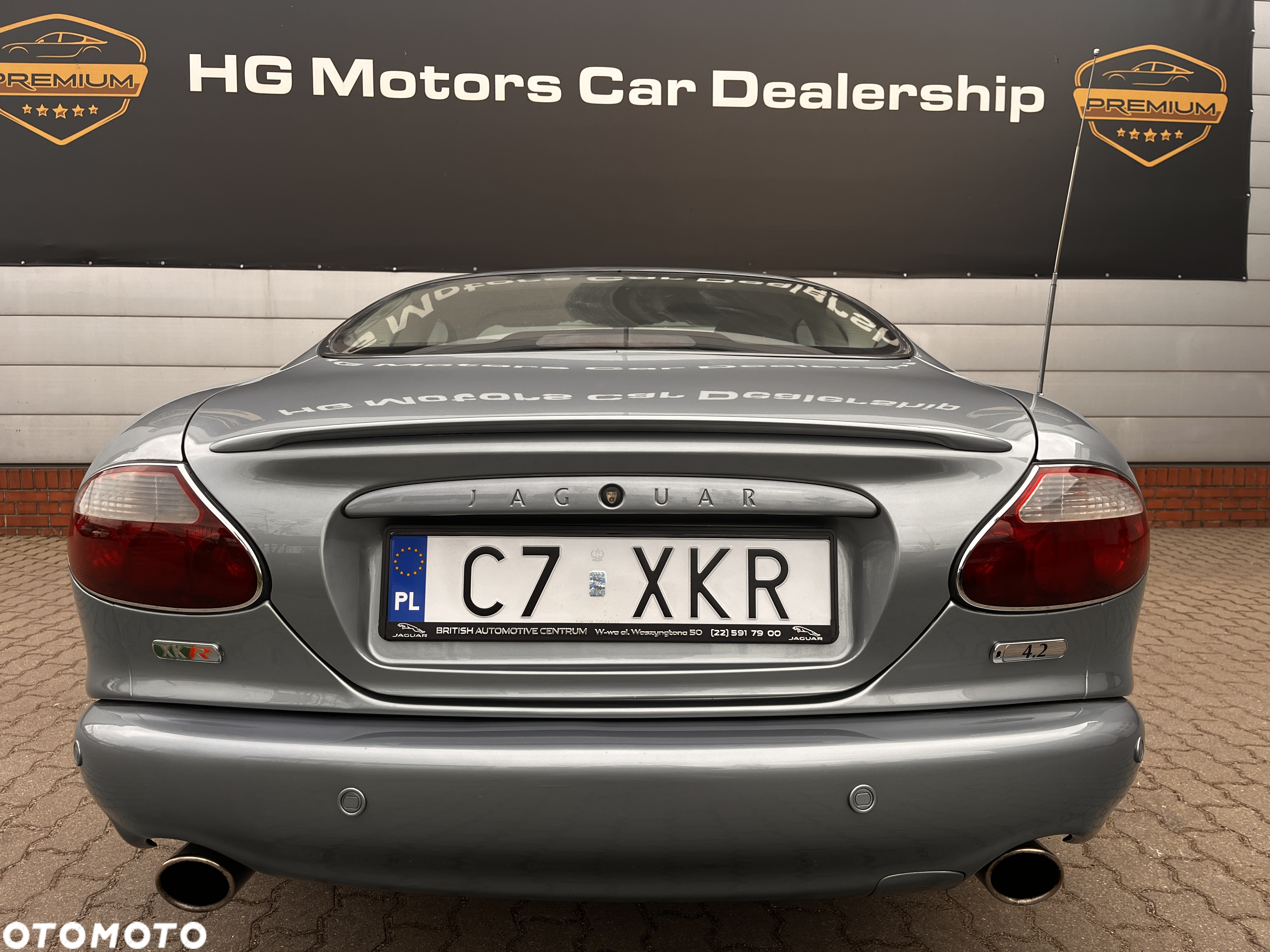Jaguar XK XKR Coupe - 12