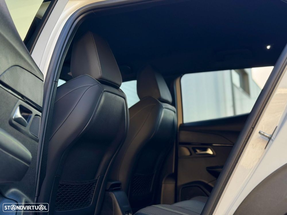 Peugeot 2008 1.2 PureTech GT Line EAT8 - 52