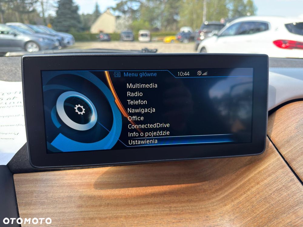 BMW i3 (60 Ah) - 24