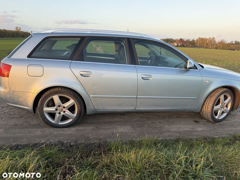 Audi A4 Avant - 4