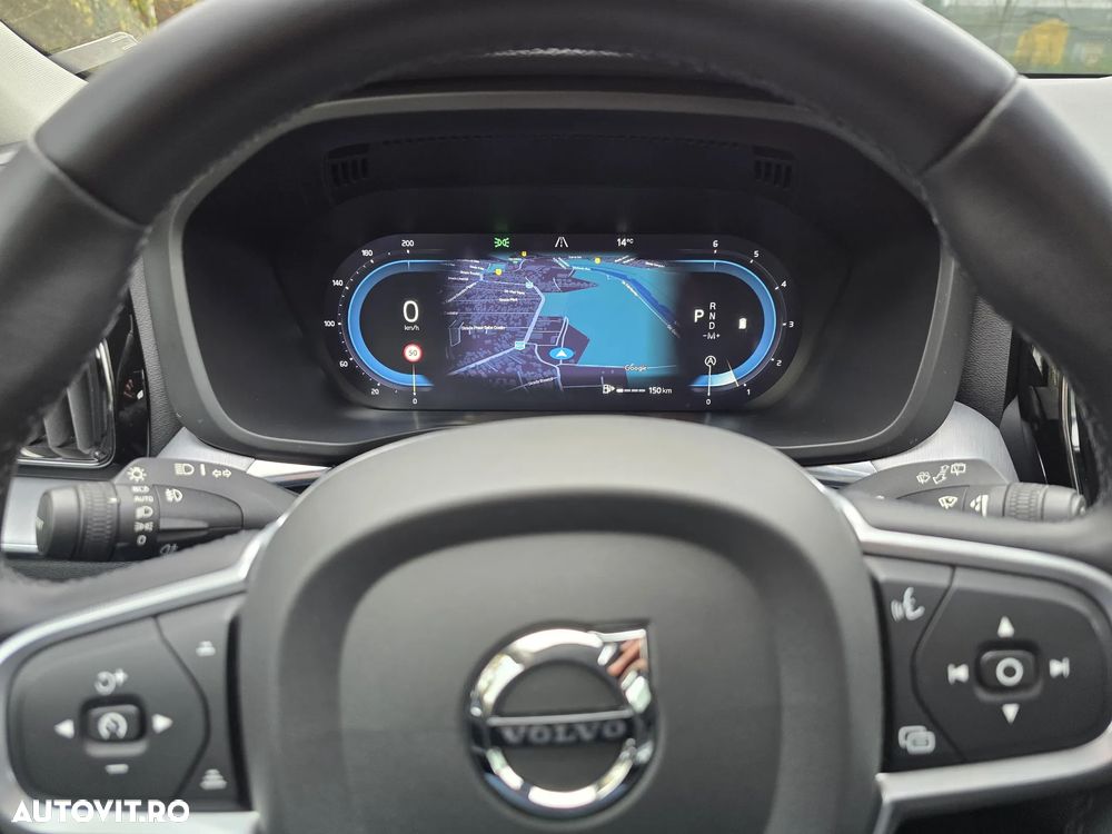 Volvo XC 60 B4 D AWD Core - 13