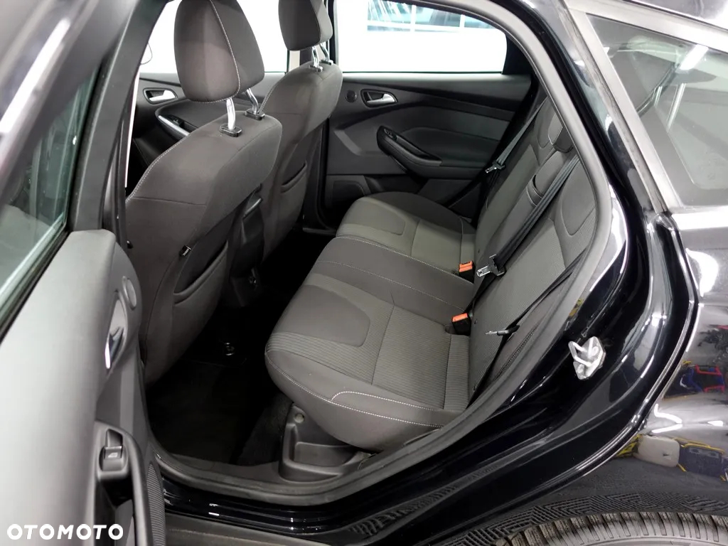 Ford Focus 1.6 EcoBoost Titanium - 10