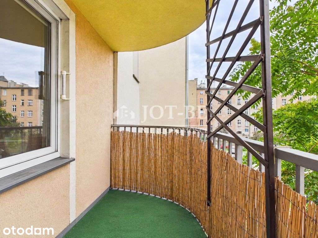 osobna kuchnia/balkon/Jedności Narodowej