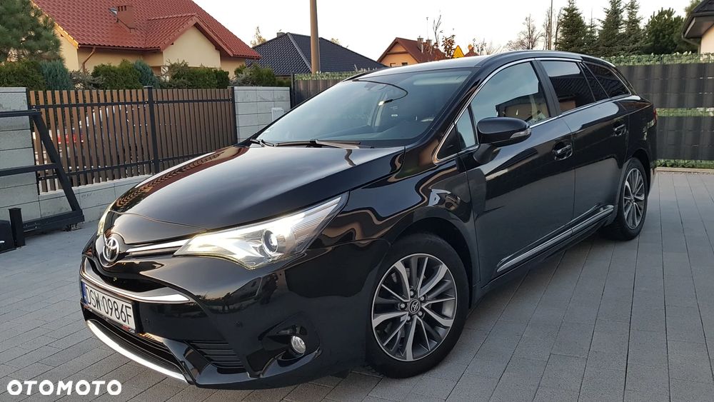 Toyota Avensis 2.0 D-4D Prestige - 34