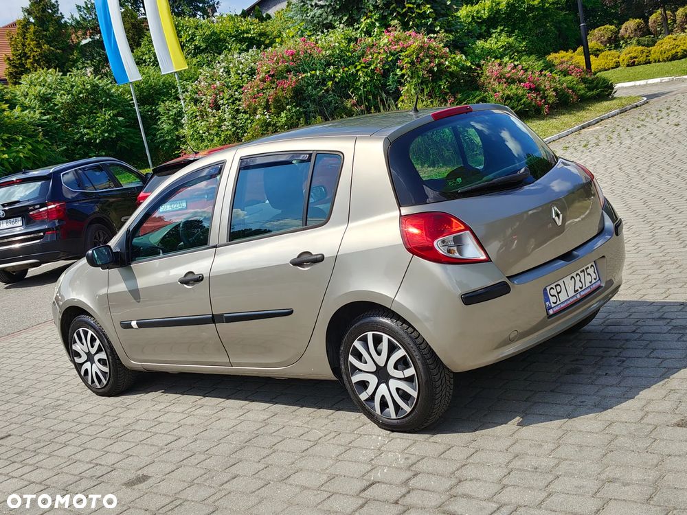 Renault Thalia 1.5 dCi Alize - 12