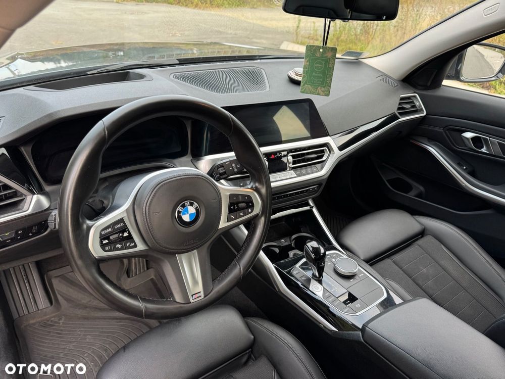 BMW Seria 3 - 25