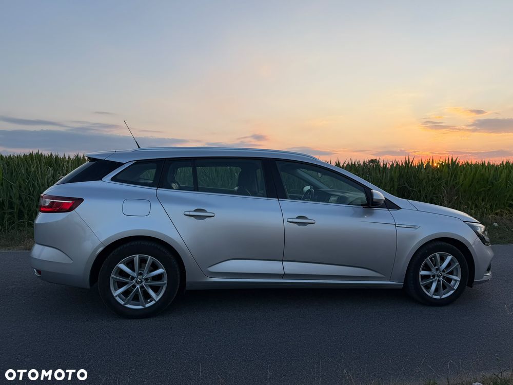 Renault Megane 1.2 16V TCe Energy Bose - 10