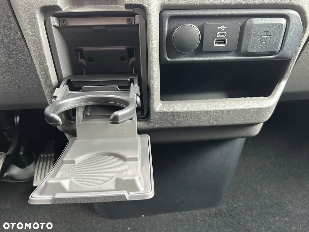 Volkswagen Caravelle 2.0 TDI L2 Edition - 34