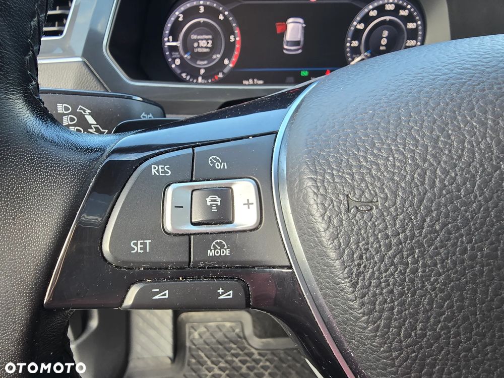 Volkswagen Tiguan 2.0 TDI SCR 4MOTION (BlueMotion Techn.) DSG Highline - 21