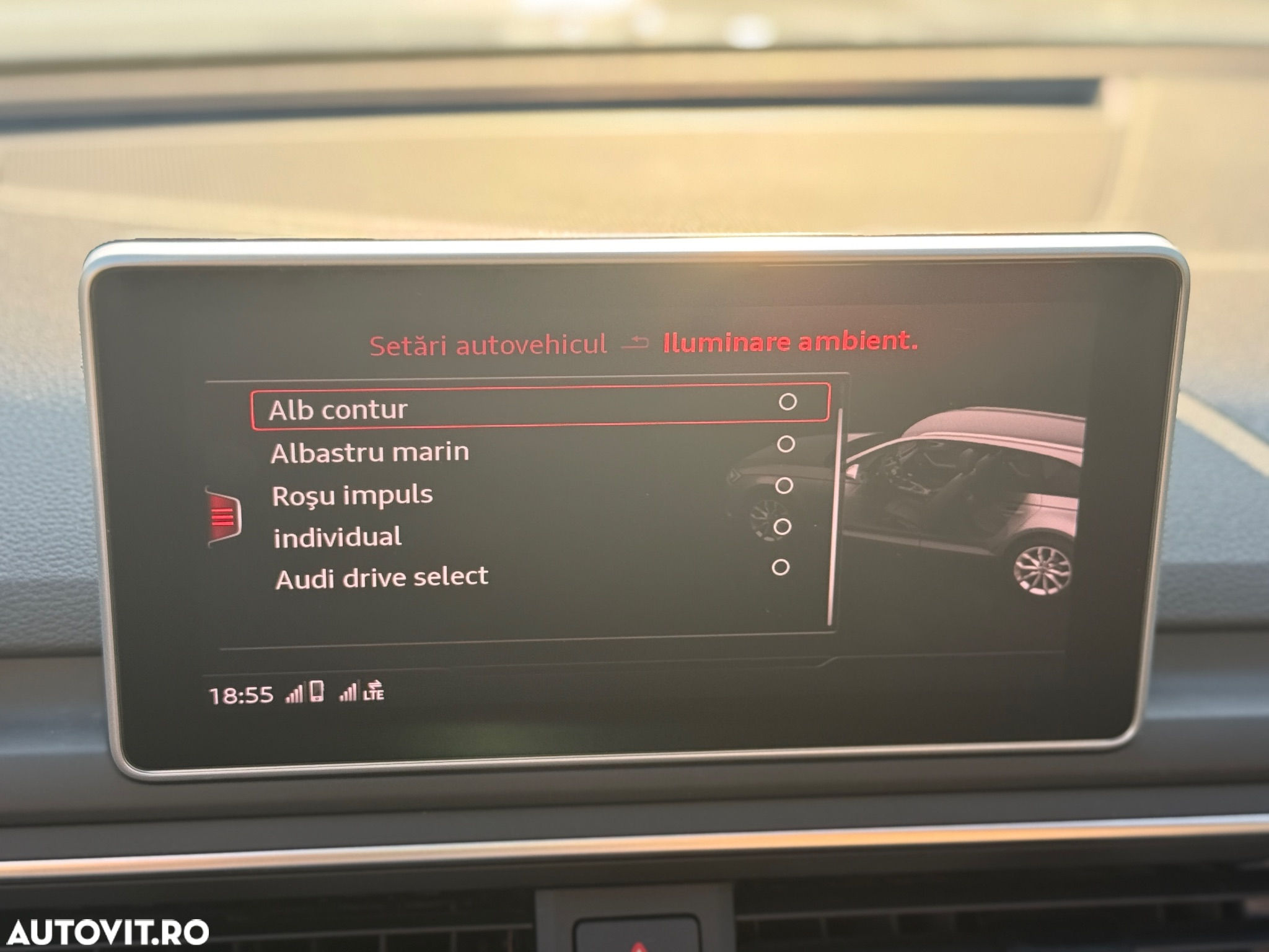 Audi A4 Avant 40 TDI S tronic - 30