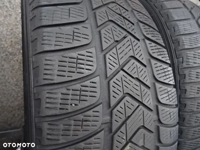 235/60/R18 107H Pirelli Winter Scorpion - 3