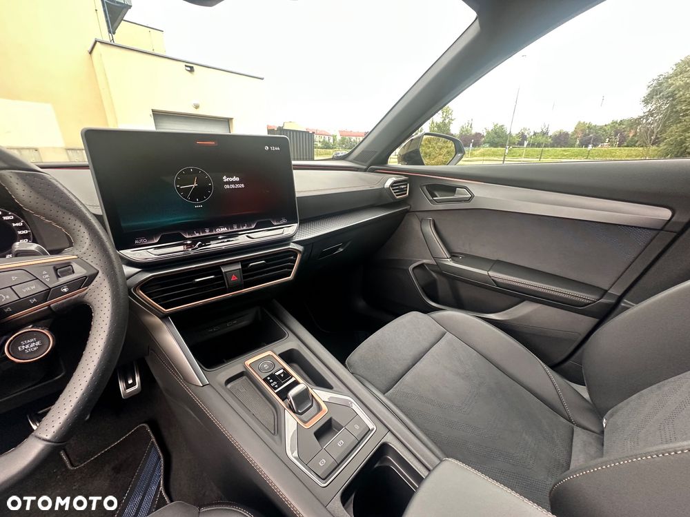 Cupra Formentor 2.0 TSI 4Drive DSG VZ Black Edition - 31