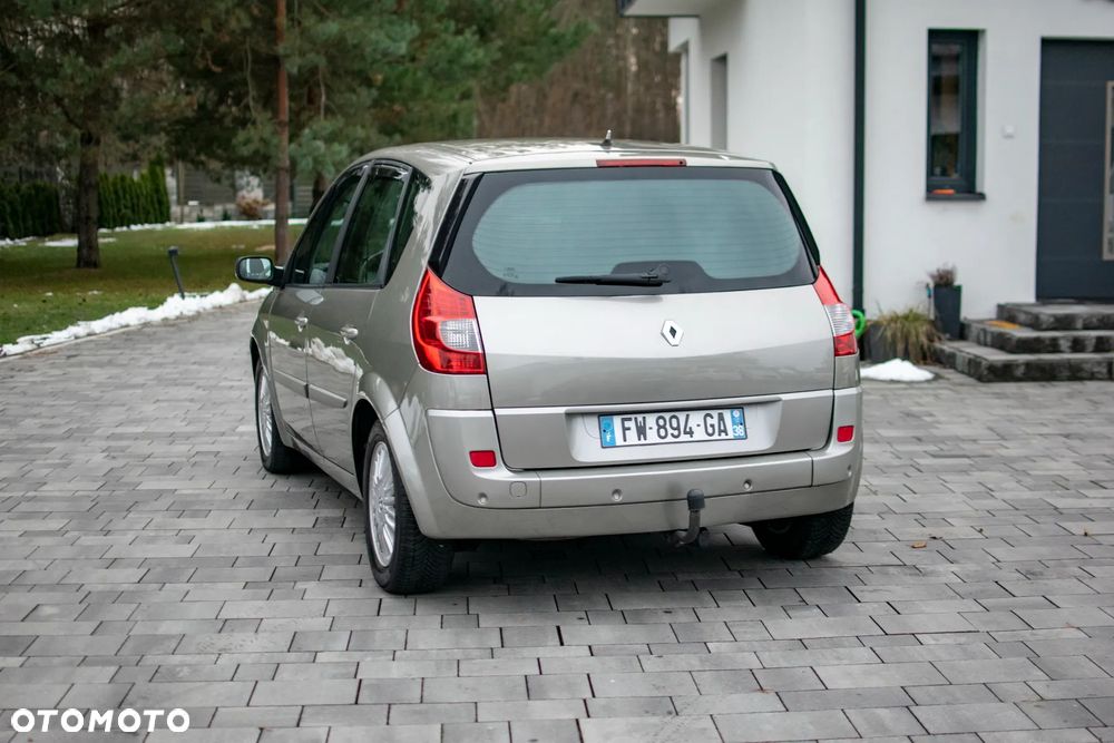 Renault Scenic - 31