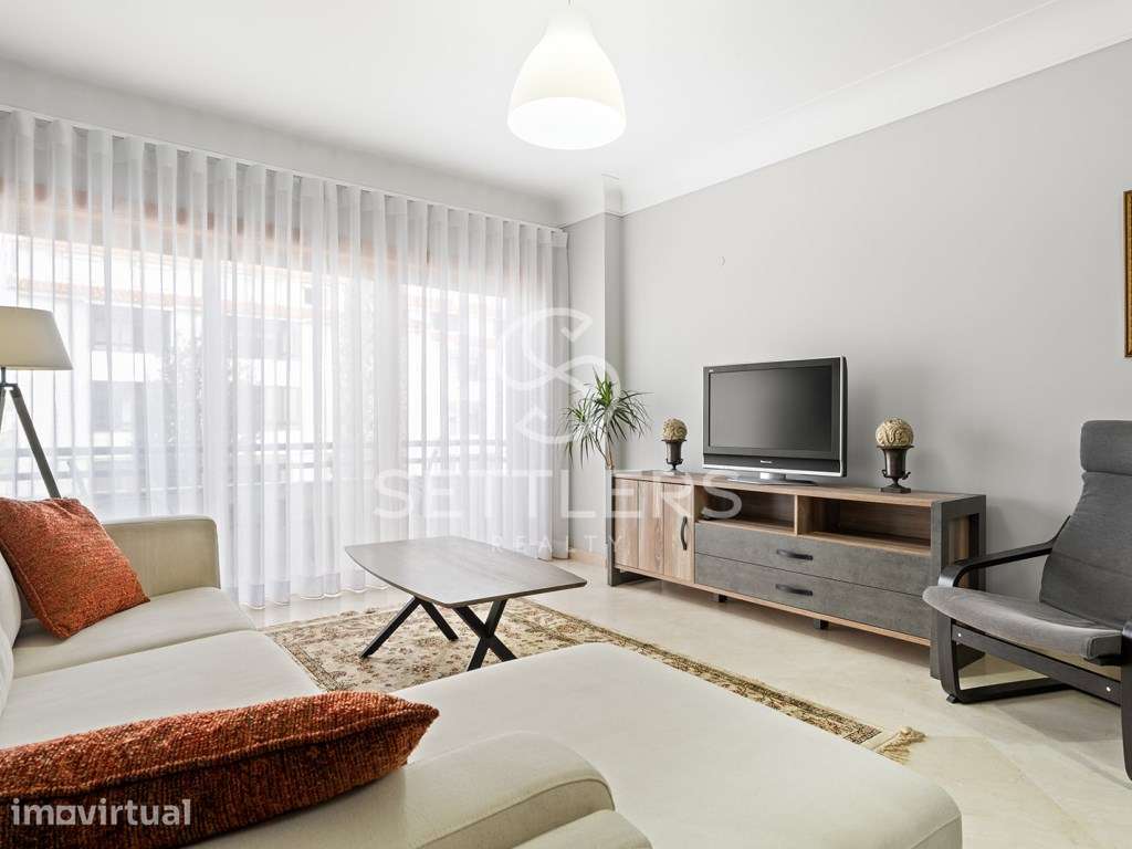 Apartamento T2 - Bairro do Rosário - Grande imagem: 2/19