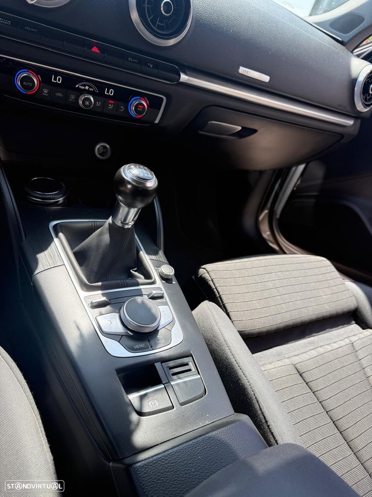 Audi A3 1.6 TDI - 14