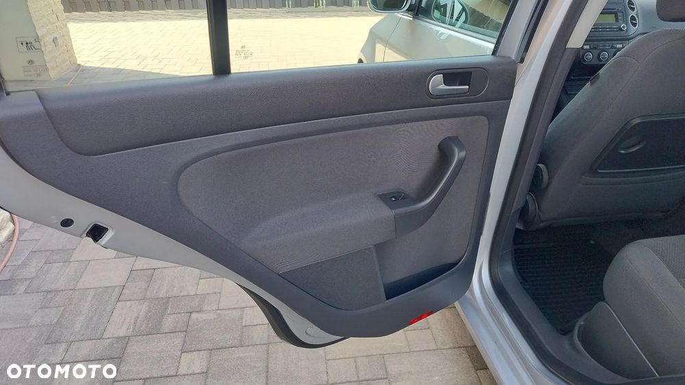 Volkswagen Golf Plus 1.9 TDI Edition - 12