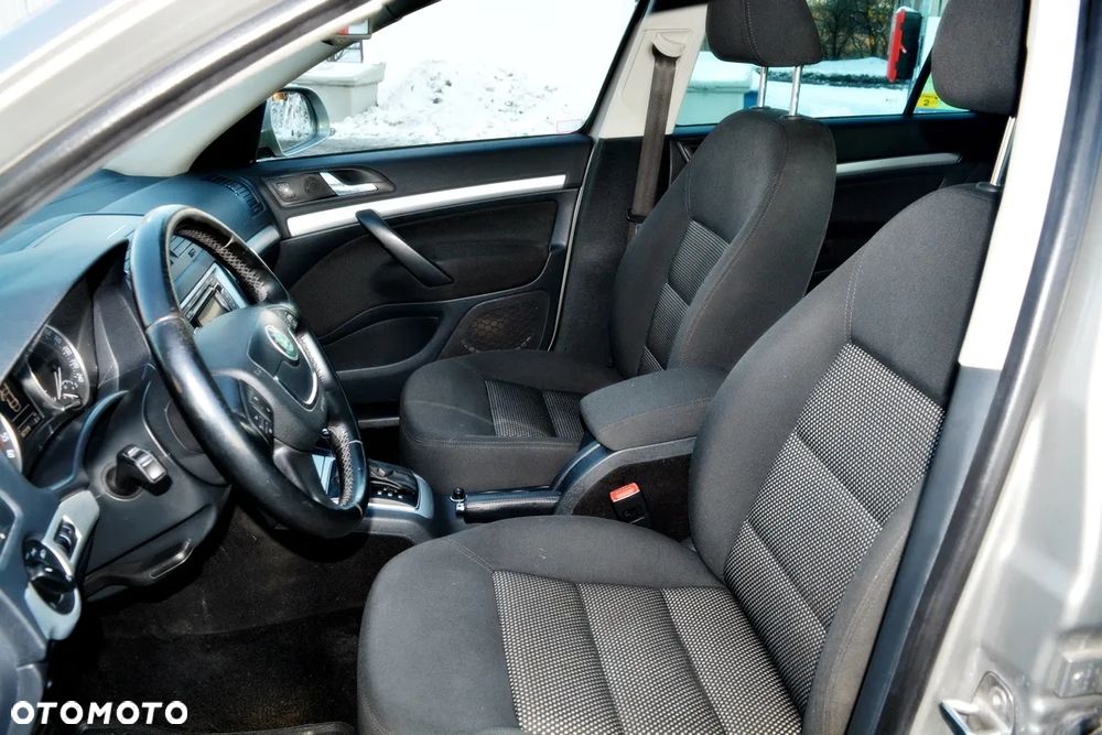 Skoda Octavia 2.0 TDI DPF 4x4 DSG Scout - 4
