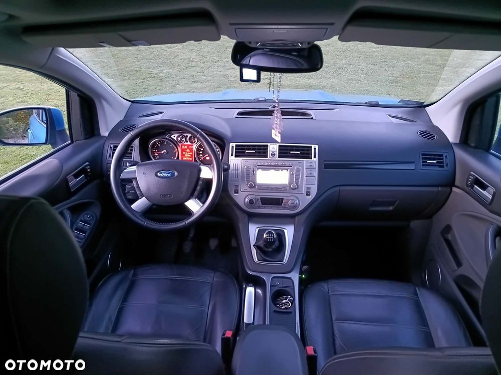 Ford Kuga 2.0 TDCi 4x4 Titanium - 19