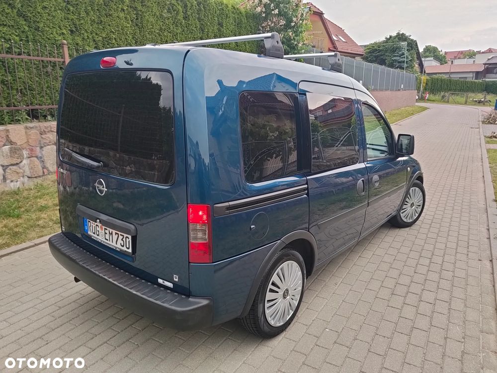 Opel Combo Tour Color Edition - 11