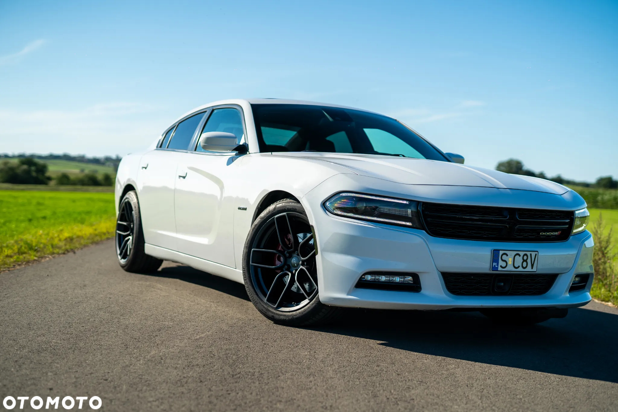 Dodge Charger 5.7 R/T - 2